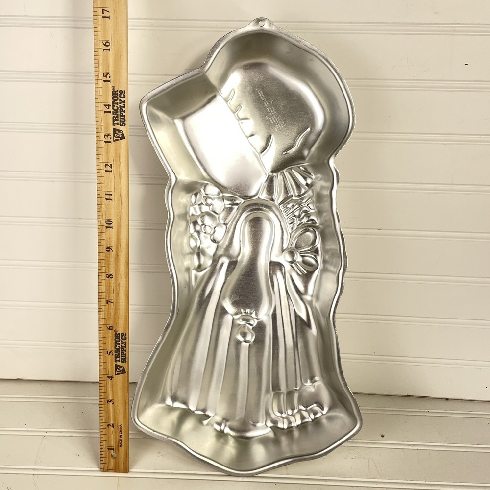 Wilton Holly Hobbie Baking Cake Pan Mold 502-194 Girl Birthday Party 1975 Vtg - Picture 2 of 3